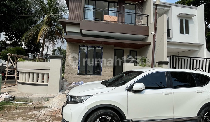 Dijual Rumah Brand New Hoek Depan Taman Vila Melati Mas Serpong 2