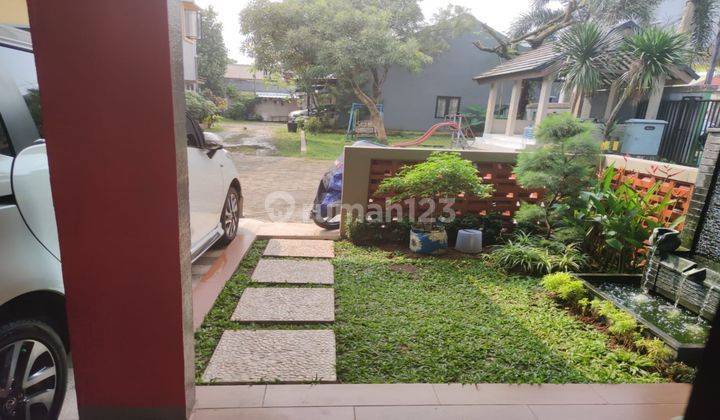 Dijual Rumah 2 Lantai Hoek Hadap Taman Di Bintaro  2