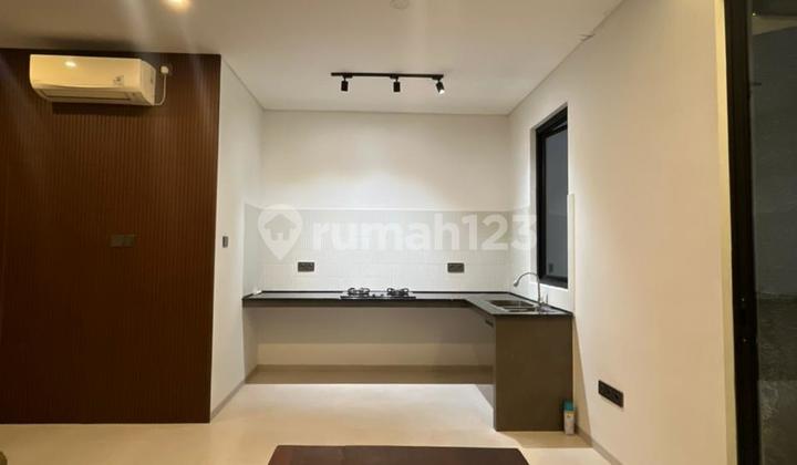 Dijual Rumah 3 Lantai Bali View Dekat MRT Lebak Bulus 2