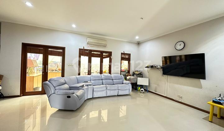 For Sale Private Cluster House in Bintaro Jaya Sector 8