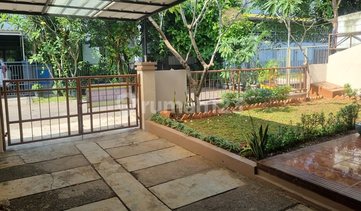 For Sale: Kencana Loka Corner House, Spacious Land 2