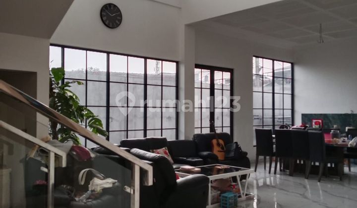 Rumah 3lt Murah Semi Furnish Tnh Luas 418 Cipondoh Tangerang