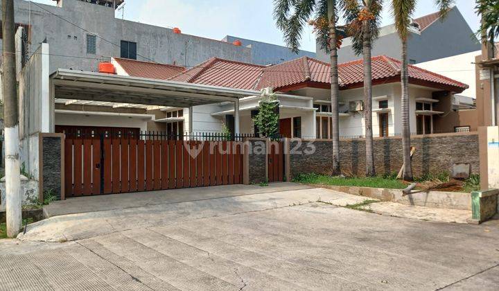 Rumah Luas 550m² Furnished Shm Jaka Setia, Bekasi 1