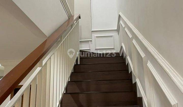 Dijual Rumah Cantik Full Furnished di Jatiwaringin