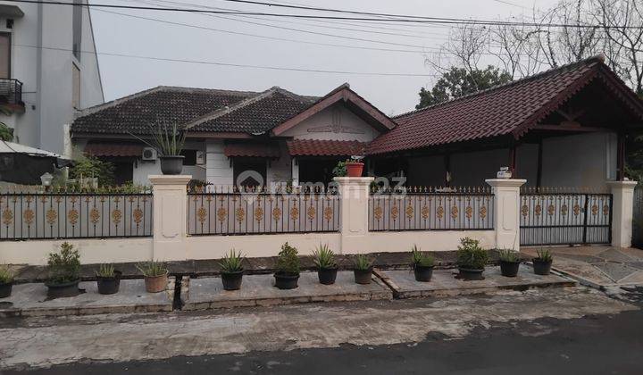 Rumah dengan luas tanah 709m² Jakapermai, Bekasi barat 1