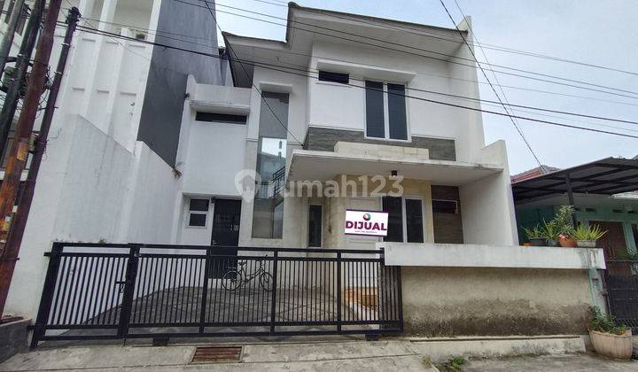 Dijual Rumah 2lt di Taman Galaxy, Bekasi Selatan 1