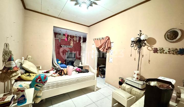 Rumah Siap Huni Dalam Komplek Elite Akses Jalan Lebar 2