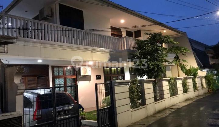 Ready-to-Occupy House, Two-Car Road, Safe, Comfortable, and Quiet with One Gate System Access.