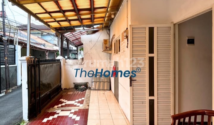 Ready-to-Occupy House on a 1-Car Road, Near a 2-Car Road, Safe, Comfortable, and Quiet Neighborhood.