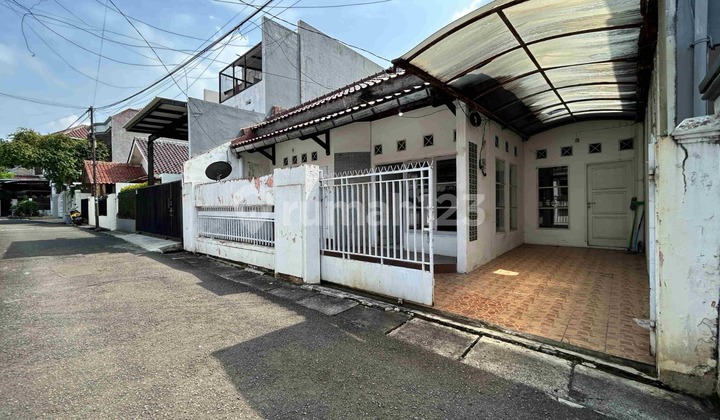 Rumah Siap Huni Akses 1 Mobil Lebar Aman Nyaman dan Tenang