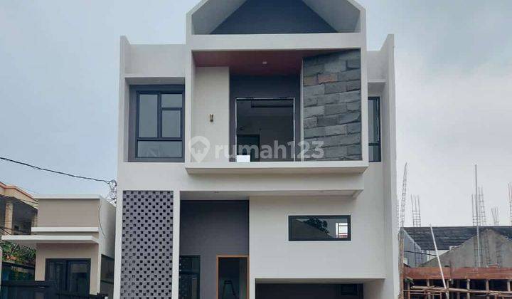 RUMAH SCANDINAVIAN DI JAGAKARSA AKSES 2 MOBIL NAYAMAN 1