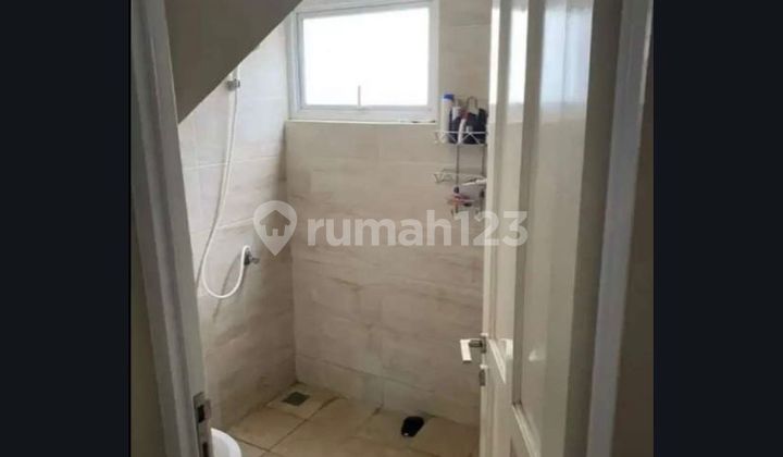 Rumah 2 lantai di cluster mallbery Banjar Wijaya Tangerang  2