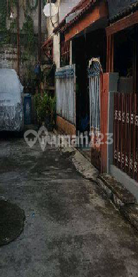 Dijual Rumah 2 Lantai Perum Pondok Suri Jatirahayu Pondok Gede