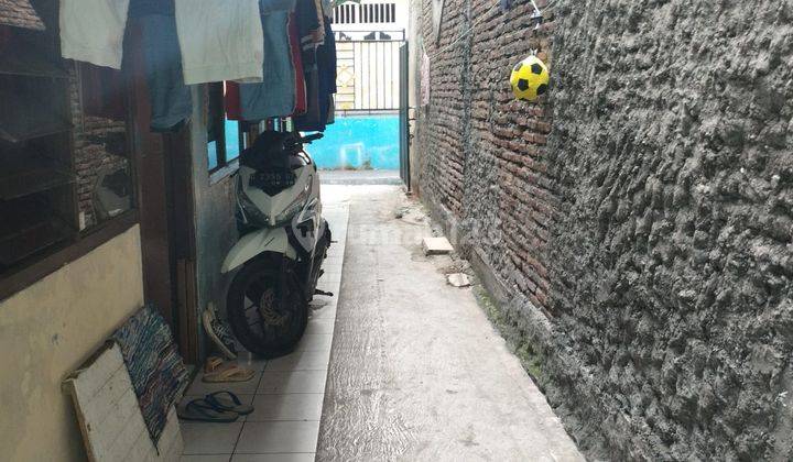 Kontrakan Murah 2 Kamar Dekat Akses Tol di Pisangan Jakarta Timur 2
