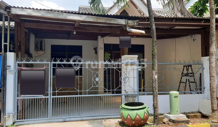 Quick and Cheap House For Sale In Kencana Loka 12.5 Bsd Quick and Cheap House For Sale In Kencana Loka 12.5 Bsd