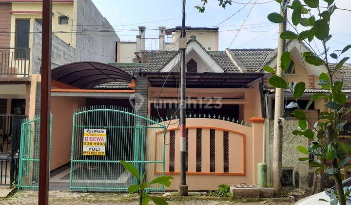 Di Sewakan Rumah 1.5 Lantai 3 Kamar Kencana Loka Bsd 1