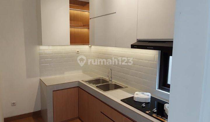 Rumah baru 2 lantai di kencana loka BSD  depan SMP N 19  2