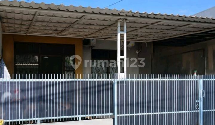 Rumah di Sektor 12.4.Kencana Loka BSD, Dekat Stasiun, Sekolah dan Jajanan