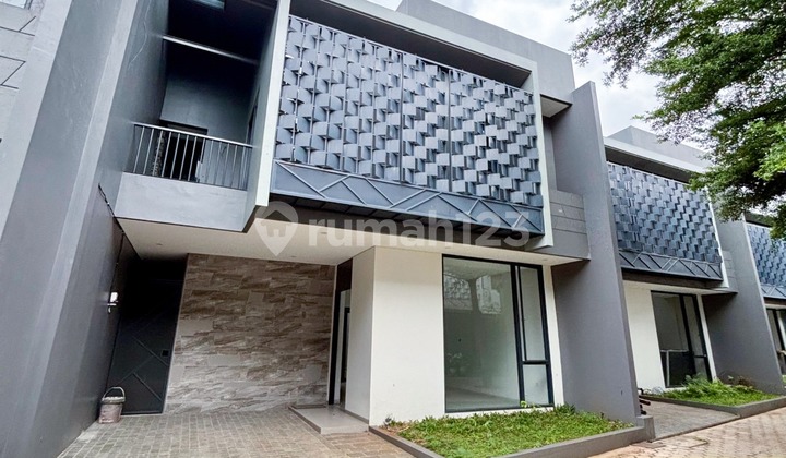 Rumah Brand New Siap Huni Dalam Town House Bintaro Tangerang Selatan