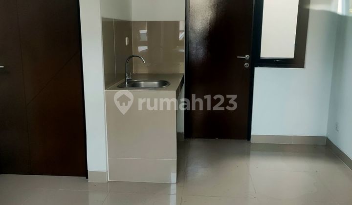 Dijual Cepat Rumah Hoek Metland Puri 2