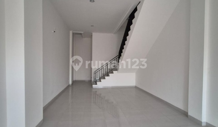 Dijual Ruko Gandeng Golf Island