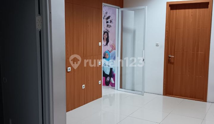 For Rent 3-Story Shop House in Front of Maranatha University 2