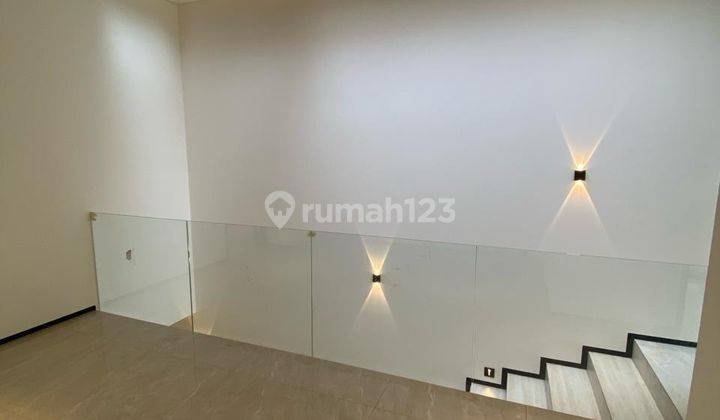 Rumah Baru Modern di Setraduta Lestari Bandung Harga Hokie 2