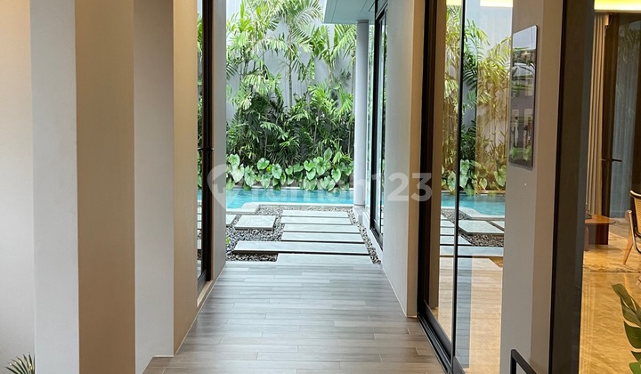 Rumah Mewah Paramawati Golf Residence Di Kota Baru Parahyangan 2