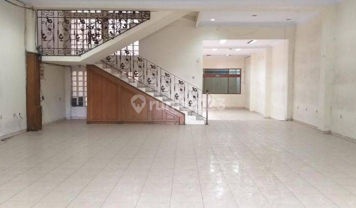 Dijual  Ruang Usaha di Jalan Pajajaran, Pajajaran Unfurnished Bandung 1