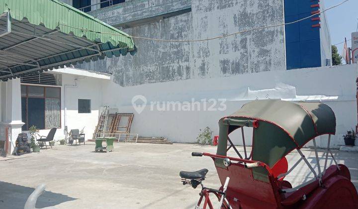 Rumah Shm Kolonial Lokasi Strategis Di Kota Solo 2