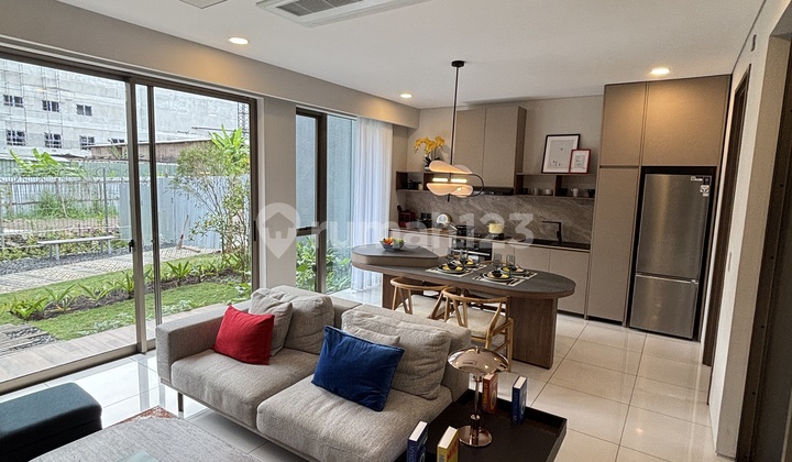 Rumah Modern Kartawijaya di Kota Baru Parahyangan