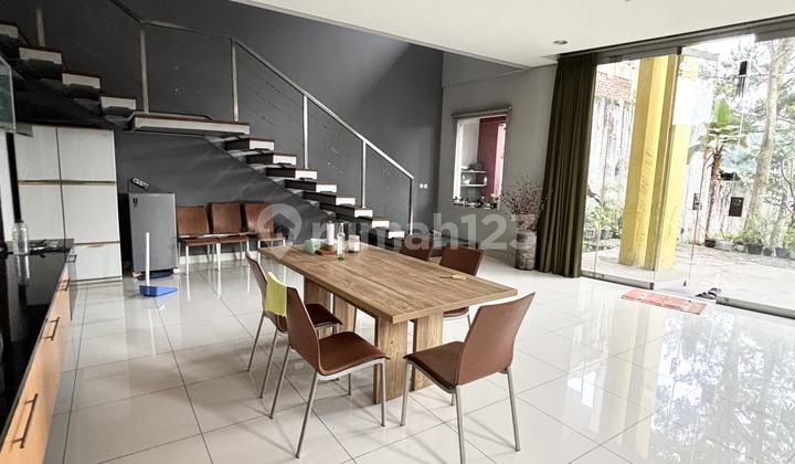 Dijual Rumah View Danau Di Kota Baru Parahyangan 2