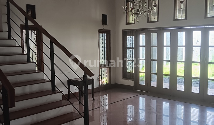 For Rent: House in a Serene and Green Environment at Setra Duta. 2
