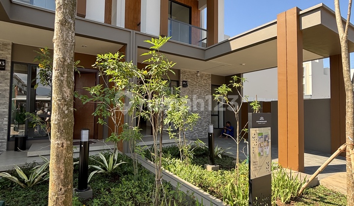 For Sale New Modern 2-Story House In Podomoro Park Bandung