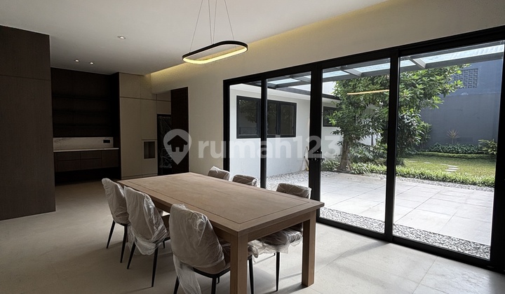 Dijual Rumah Minimalis Modern 2 Lantai Di Kota Baru Parahyangan 2