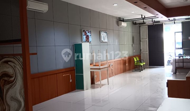 For Rent 3-Story Shop House in Front of Maranatha University