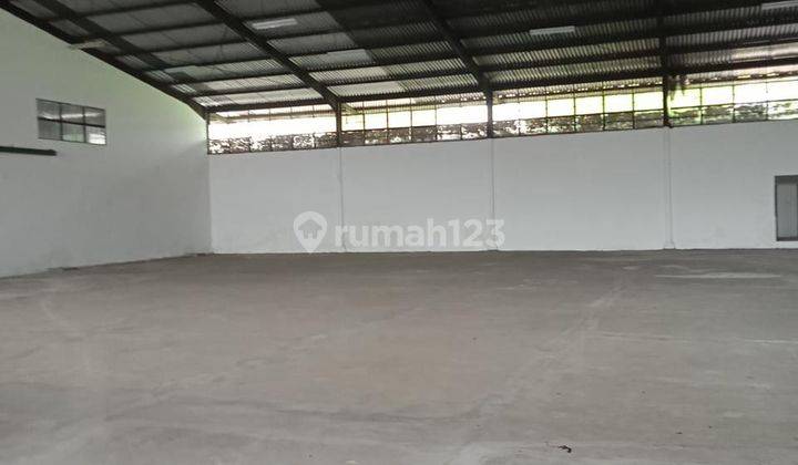 Disewakan Gudang Siap Pakai Di Tengah Kota Soekarno Hatta Mainroad  2