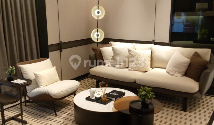 Jual Apartemen Arya Duta Suites 3 BR