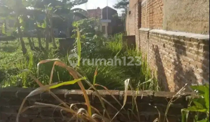 For sale, ready-to-build matured land plot in Pesona Cihanjuang Housing Complex, West Bandung Regency.