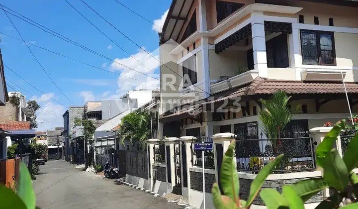 Minimalist Pharmindo House for Sale in Cijerah, Bandung City 2