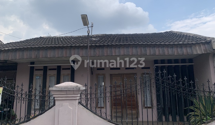 Dijual@rumah@siap.huni Rumah SHM di Komplek Riung Bandung, Jl. Riung Mulya VI No.15, Cisaranten Kidul, Gedebage, Kota Bandung, Jawa Barat, Indonesia, 40294, Soekarno Hatta
