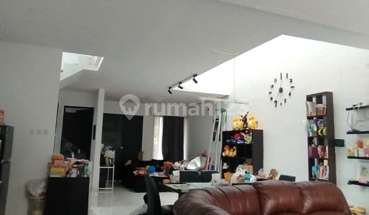 Dijual Cepat Rumah modern komplek Cipaku indah Setiabudi Kota Bandung Dijual Cepat Rumah modern komplek Cipaku indah Setiabudi Kota Bandung