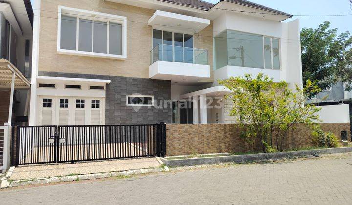 Disewakan Rumah Modern Minimalis Gress Di Hampton Regency Pantai Mentari 1