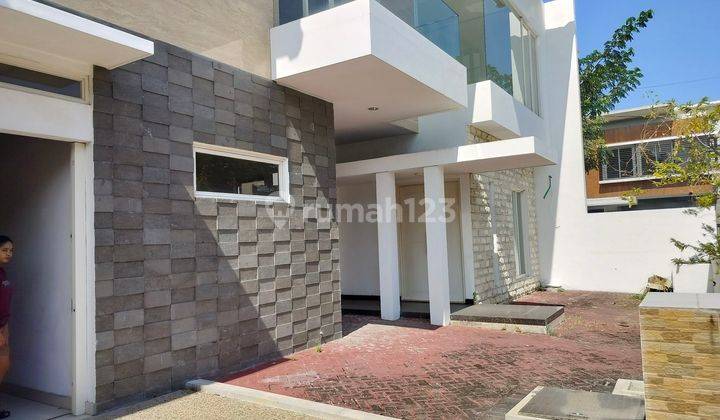 Disewakan Rumah Modern Minimalis Gress Di Hampton Regency Pantai Mentari 2