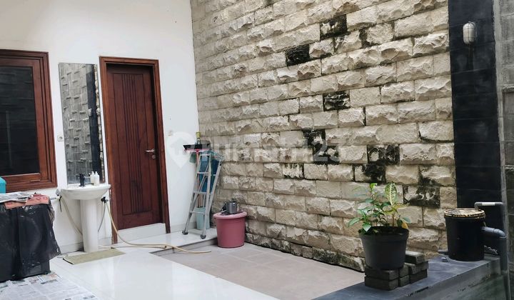 Dijual Rumah Full Kayu Jati Dharmahusada Mas, Mulyorejo, Surabaya 2