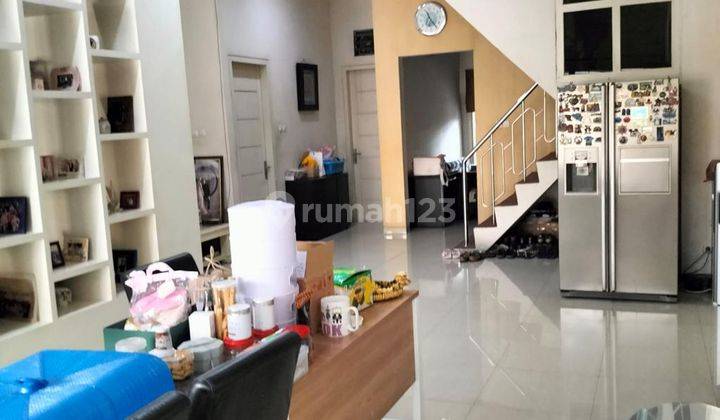 Dijual Rumah Ciamik di Dharmahusada Indah Barat 2