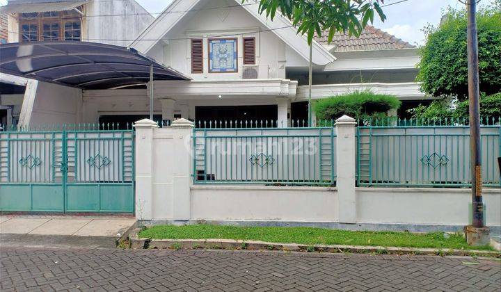 Disewakan Rumah Siap Huni didaerah Manyar Tompotika 1