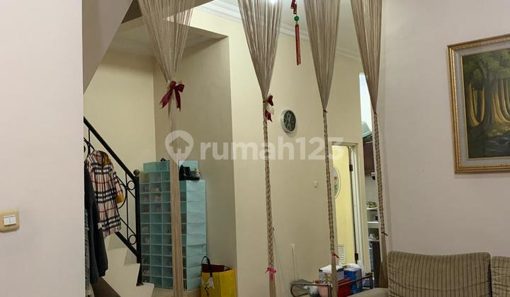 For Sale: Nice & Livable House in Central Kupang Krajan, Sawahan, Surabaya 2