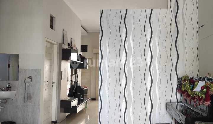 Dijual Rumah Bagus, Murah & Terawat Nirwana Executive, Deket Merr 2