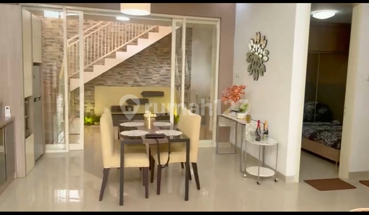 Disewakan Rumah Full Furnish Bagus Babatan Pantai, Kenjeran Disewakan Rumah Full Furnish Bagus Babatan Pantai, Kenjeran